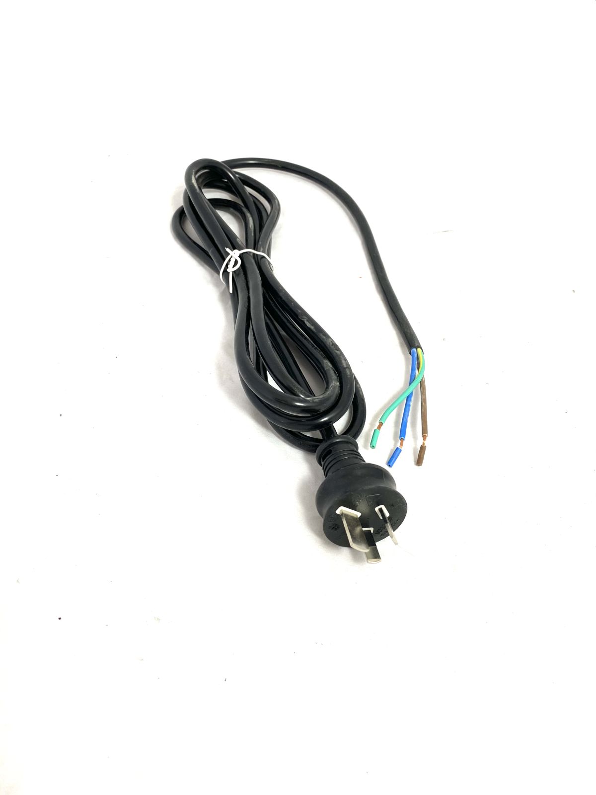 Lead 15 Amp 3m with 3 Pin Plug