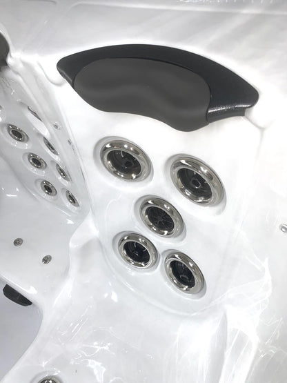 Bullfrog Headrest Black