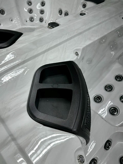 New Cyclone Skimmer Lid Black Drink & Phone Holder